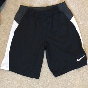 Nike Girls Basketball Shorts
